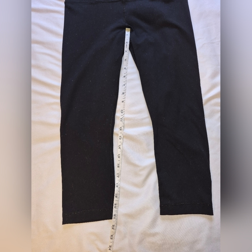 Danskin Black Capri Leggings Size Medium - Picture 4 of 7